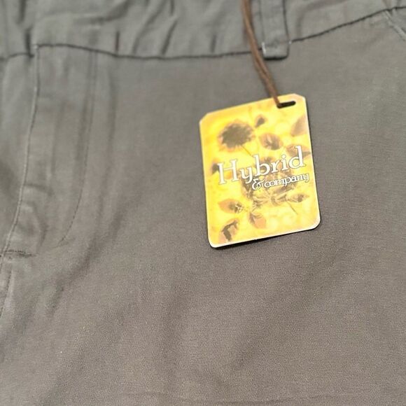 NWT Hybrid & Company Gray Flat Front Stretch Plus Size Trousers - Picture 4 of 7